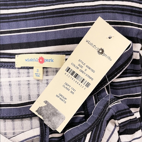 Wishful Park Ribbed Stripe Key Hole Sleeveless Tank NWT Juniors Small Racerback - Picture 6 of 7